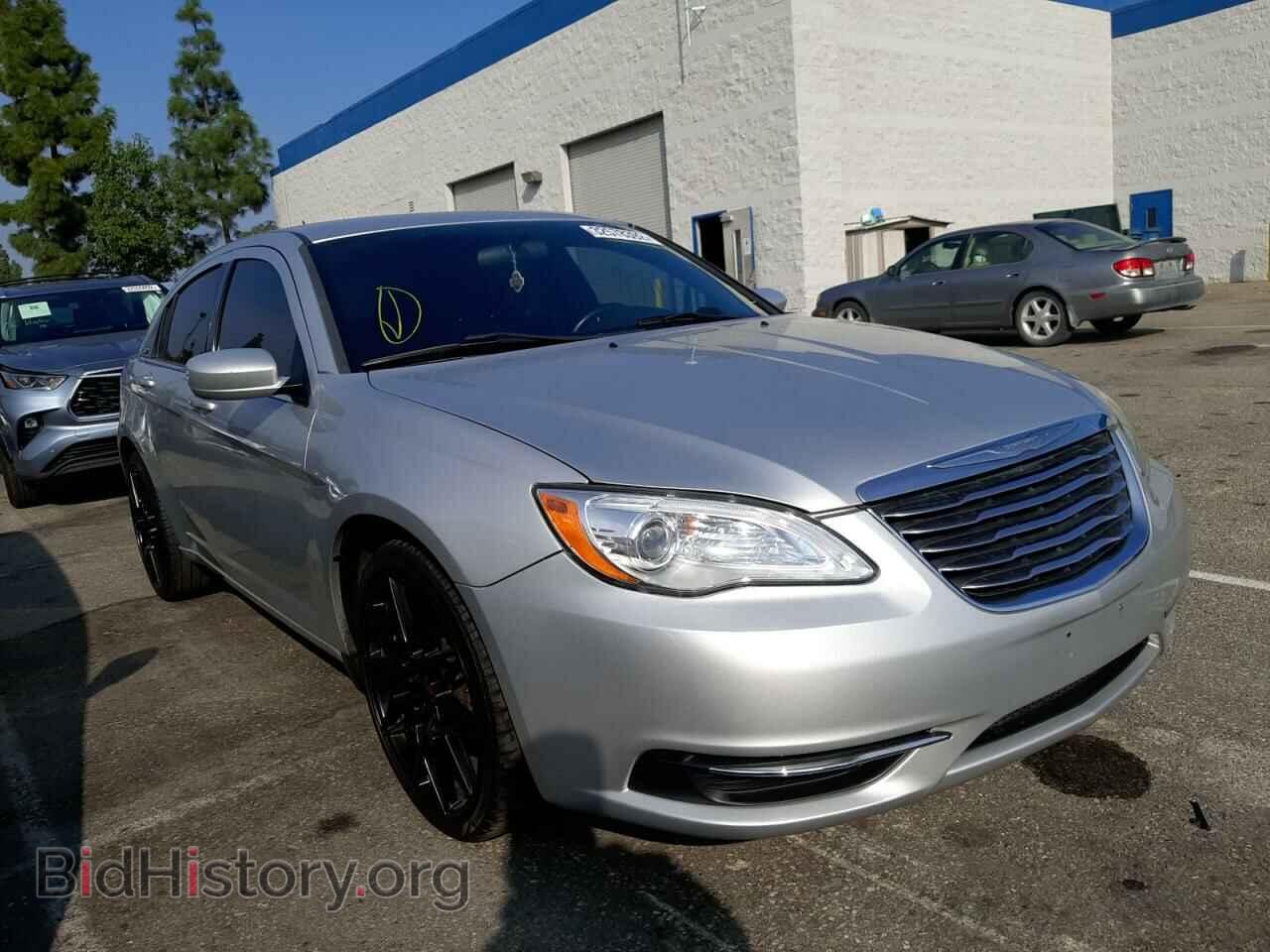 Photo 1C3BC1FGXBN607995 - CHRYSLER 200 2011