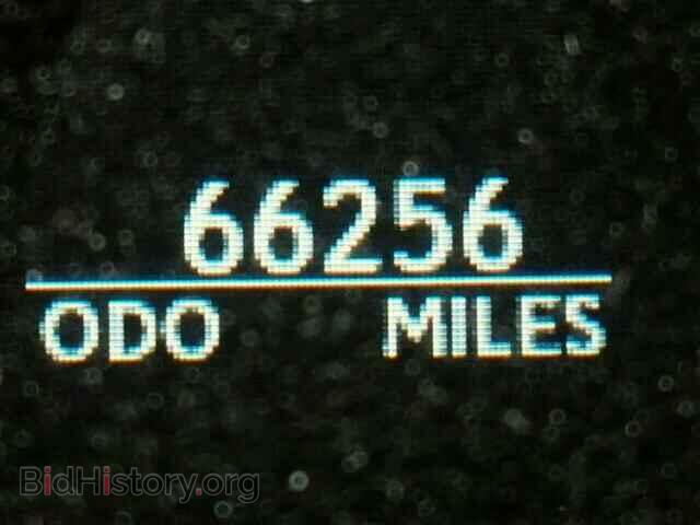 2008 LEXUS LS600 - VIN: JTHDU46F985004182 - Photo 8