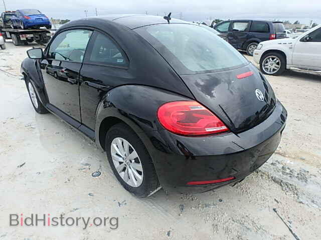 2014 VOLKSWAGEN BEETLE - VIN: 3VWF17AT0EM643328 - Фото 3