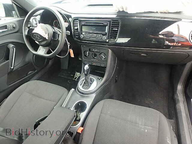 2014 VOLKSWAGEN BEETLE - VIN: 3VWF17AT0EM643328 - Фото 9