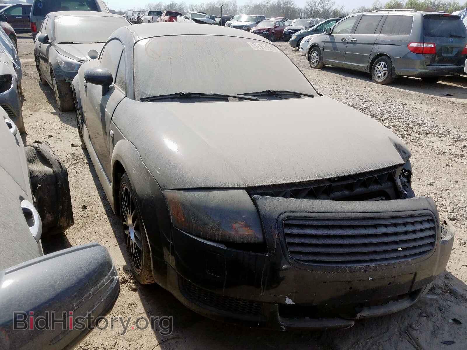 Фотография TRUWC28N811004084 - AUDI TT 2001