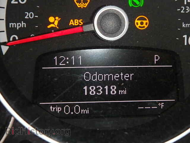 2014 VOLKSWAGEN BEETLE - VIN: 3VWVS7ATXEM605632 - Фото 8