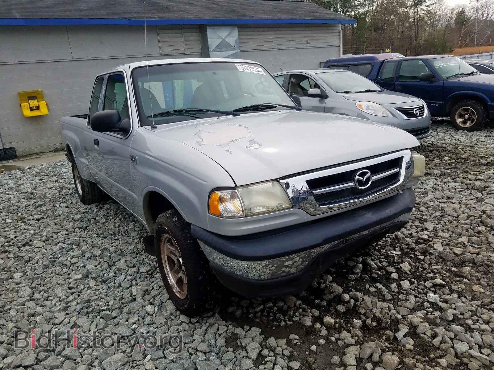 Фотография 4F4YR46V33TM10000 - MAZDA B3000 2003