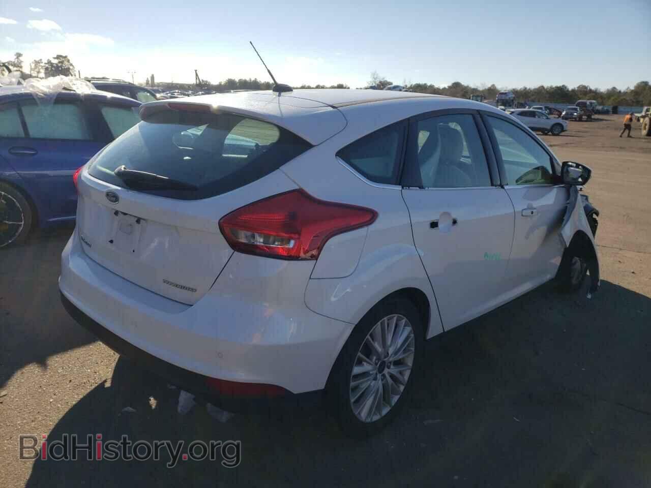 2016 FORD FOCUS - VIN: 1FADP3N2XGL321342 - Фото 4