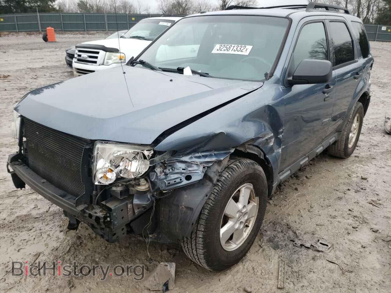 2010 FORD ESCAPE - VIN: 1FMCU0D77AKC67940 - Фото 2