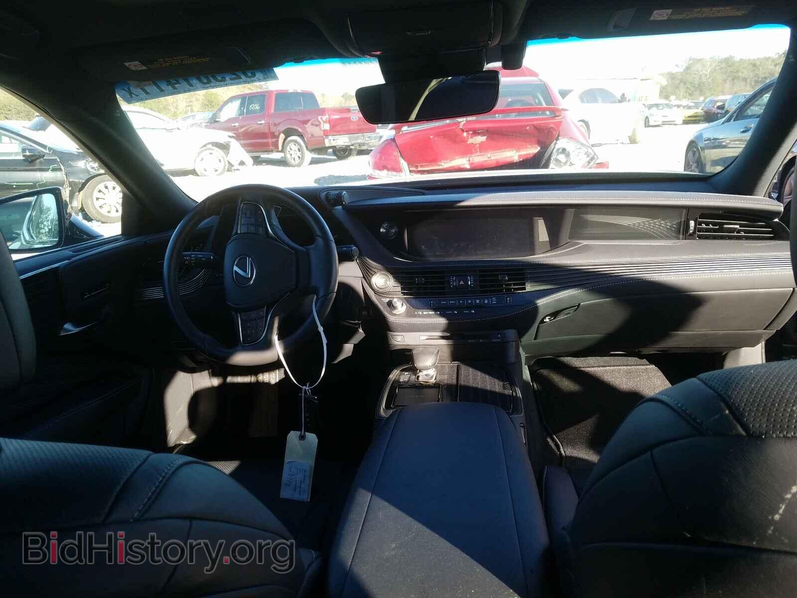2018 LEXUS LS500 - VIN: JTHC51FF1J5002391 - Фото 9