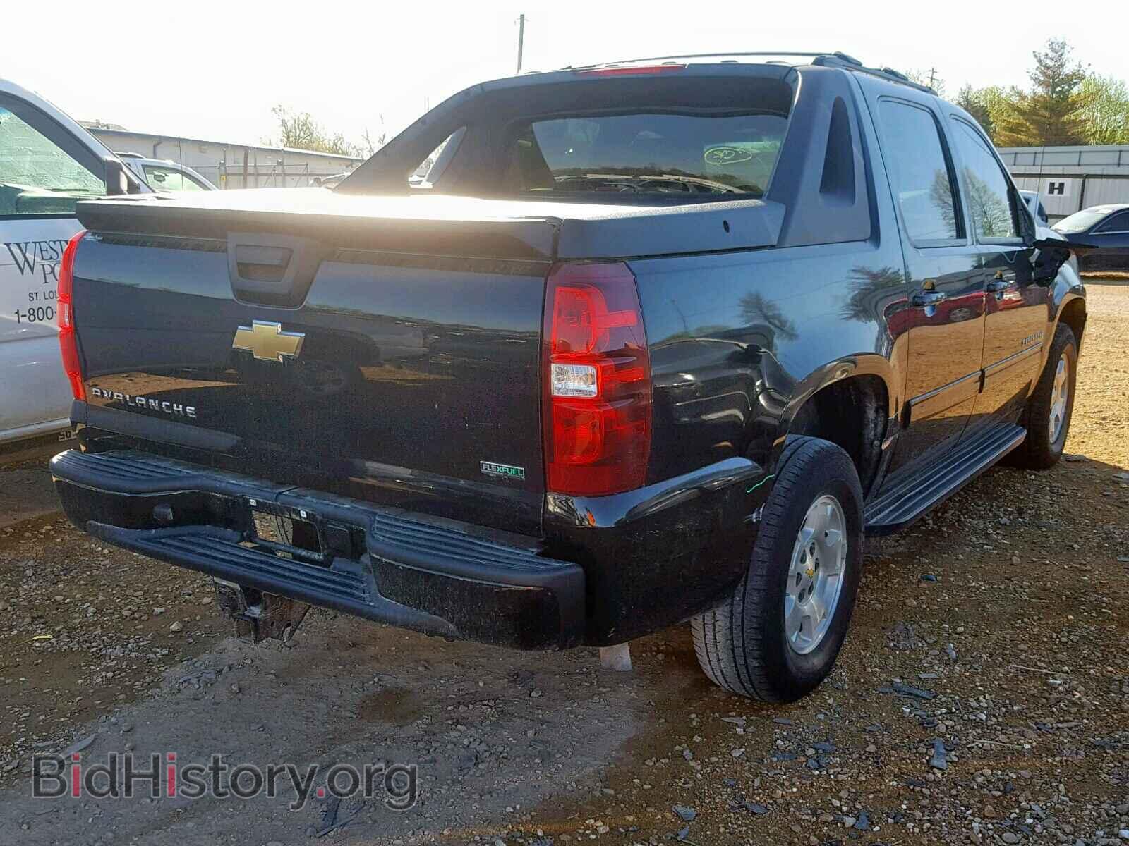2011 CHEVROLET AVALANCHE - VIN: 3GNTKEE32BG403782 - Фото 4