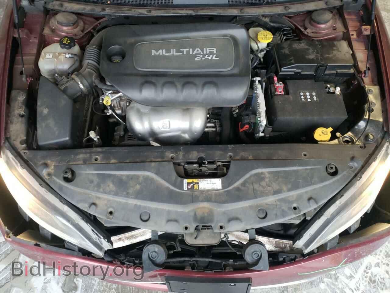 2016 CHRYSLER 200 - VIN: 1C3CCCAB5GN130430 - Фото 7