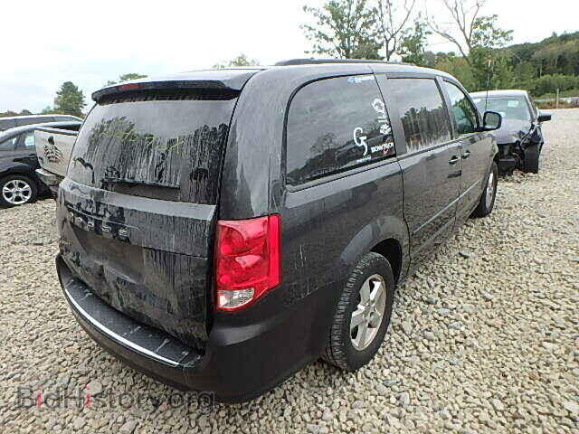 2012 DODGE CARAVAN - VIN: 2C4RDGCG4CR167498 - Фото 4
