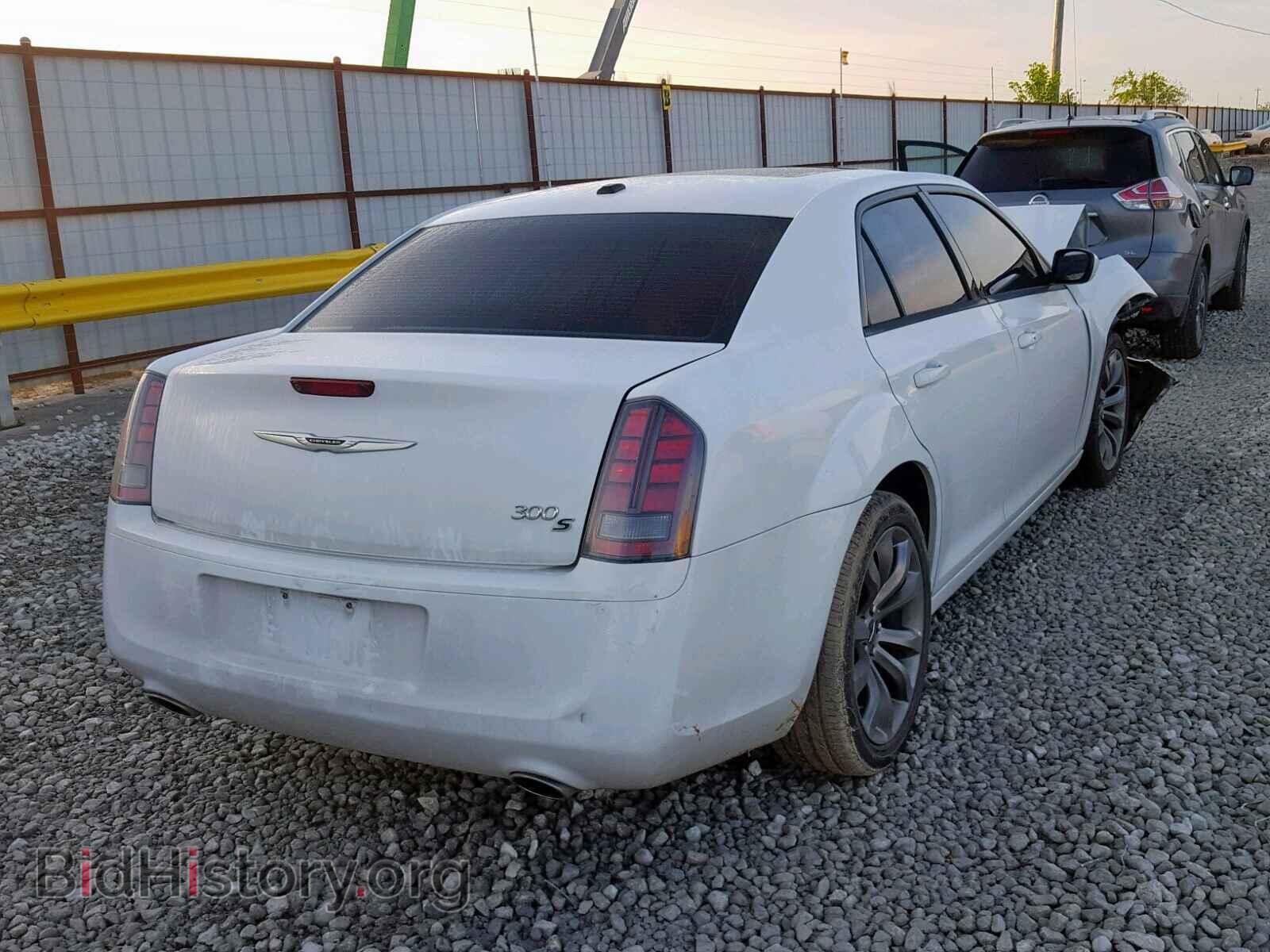 2014 CHRYSLER 300 - VIN: 2C3CCABG1EH355206 - Фото 4