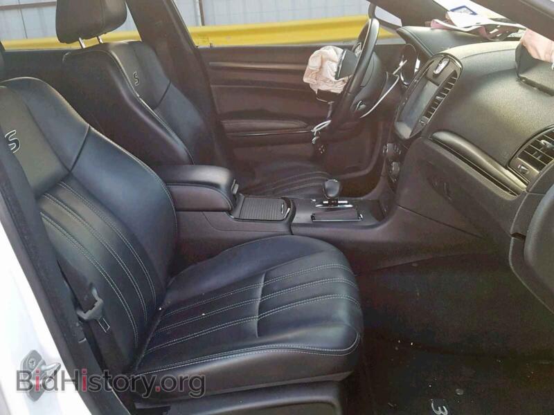 2014 Chrysler 300 (VIN 2C3CCABG1EH355206) — фото 5 из 10
