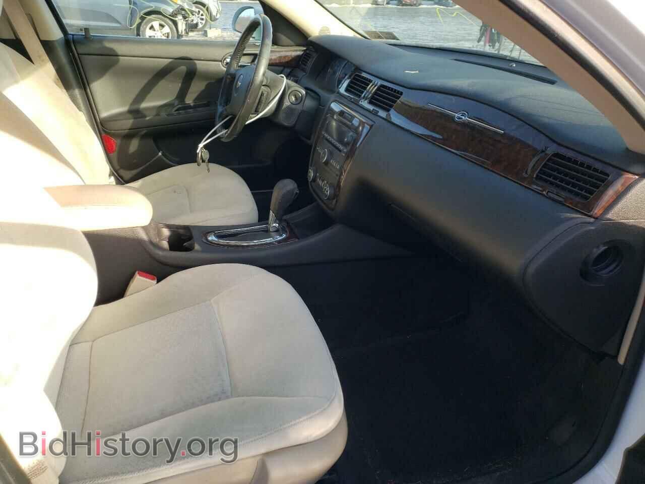 2012 CHEVROLET IMPALA - VIN: 2G1WB5E35C1123234 - Фото 5
