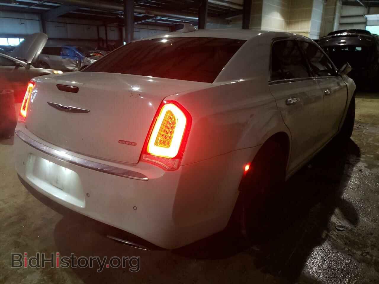 2018 CHRYSLER 300 - VIN: 2C3CCAEG3JH263813 - Фото 4