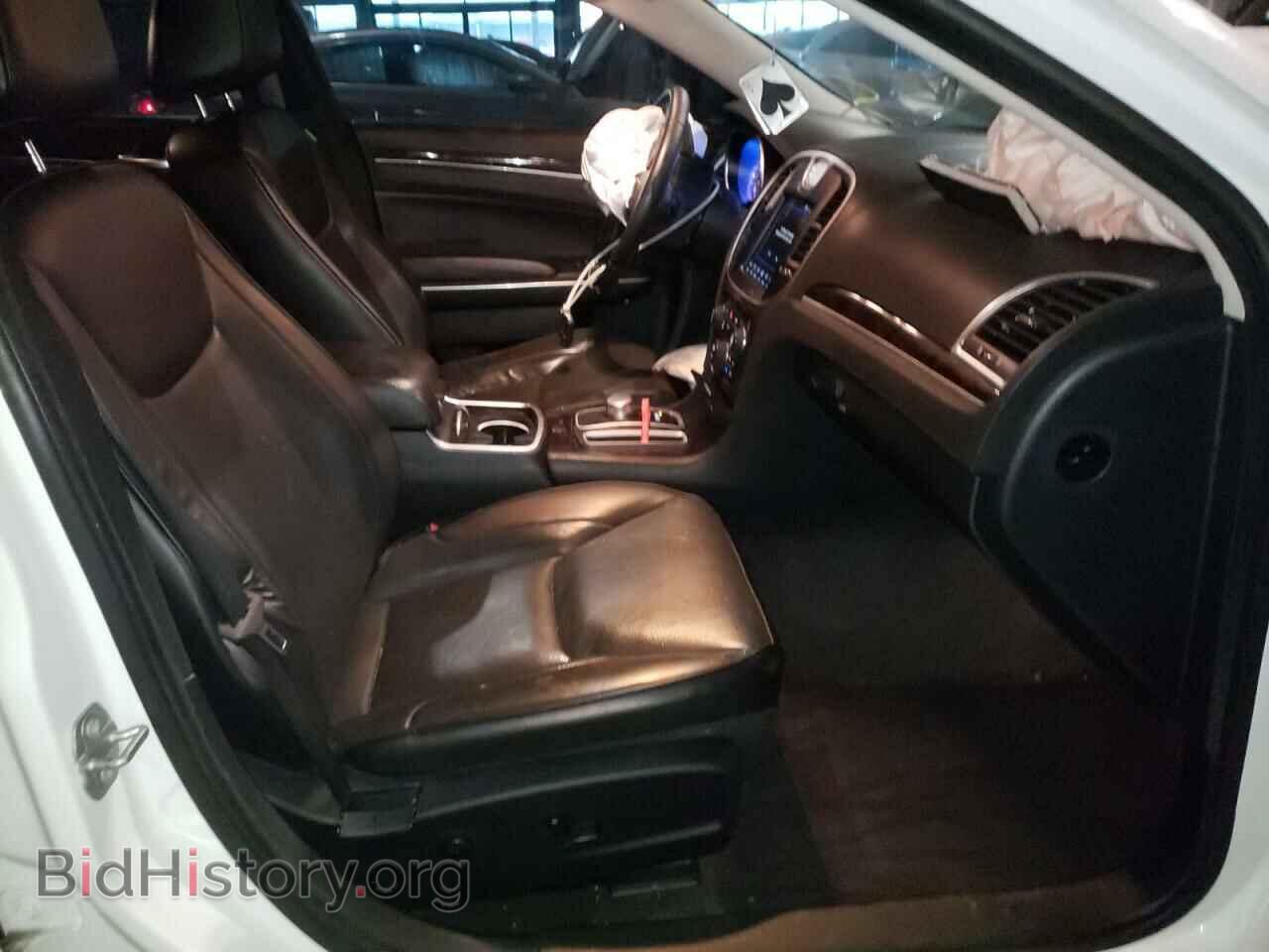 2018 CHRYSLER 300 - VIN: 2C3CCAEG3JH263813 - Фото 5