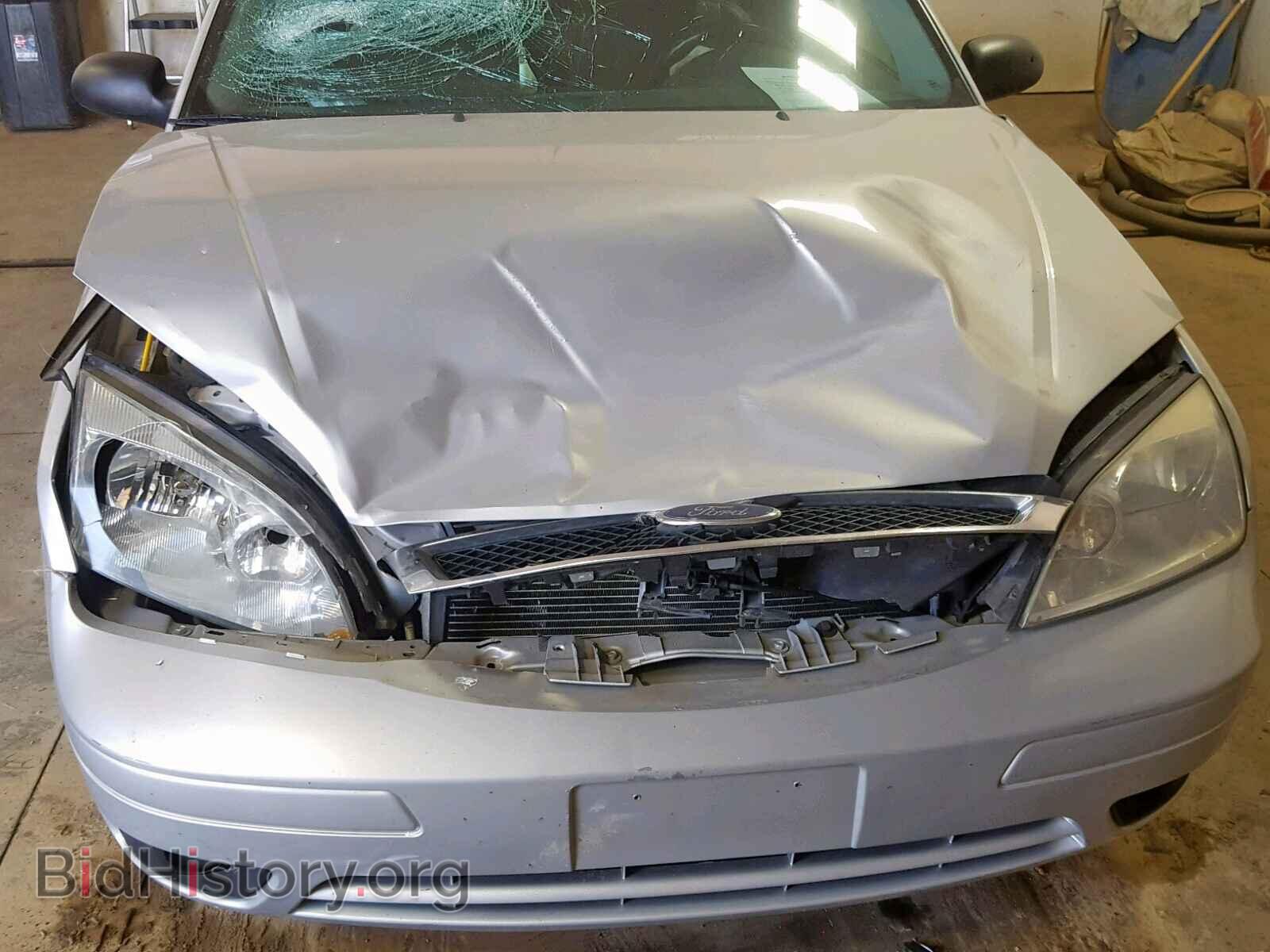 2007 FORD FOCUS - VIN: 1FAFP37NX7W305544 - Фото 9