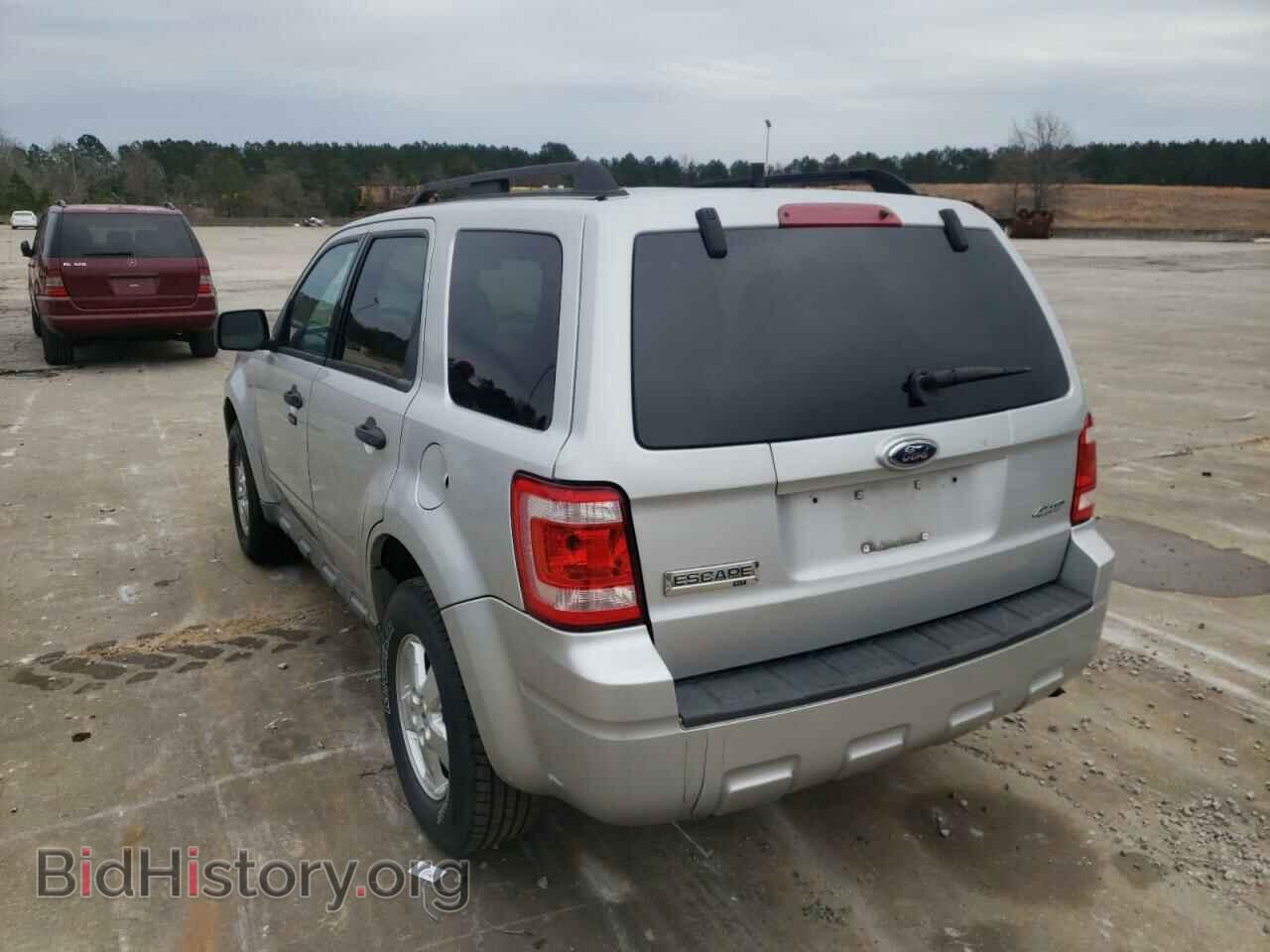 2009 FORD ESCAPE - VIN: 1FMCU93G29KB61610 - Фото 3