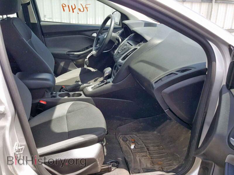 2014 Ford FOCUS SE (VIN 1FADP3K25EL367176) — photo 5 of 10