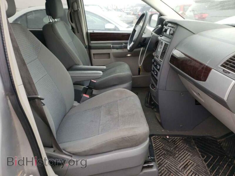 2010 Chrysler MINIVAN (VIN 2A4RR5D11AR397846) — фото 5 из 10