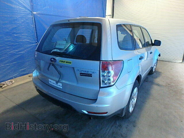 2009 SUBARU FORESTER - VIN: JF2SH61609H717005 - Фото 4