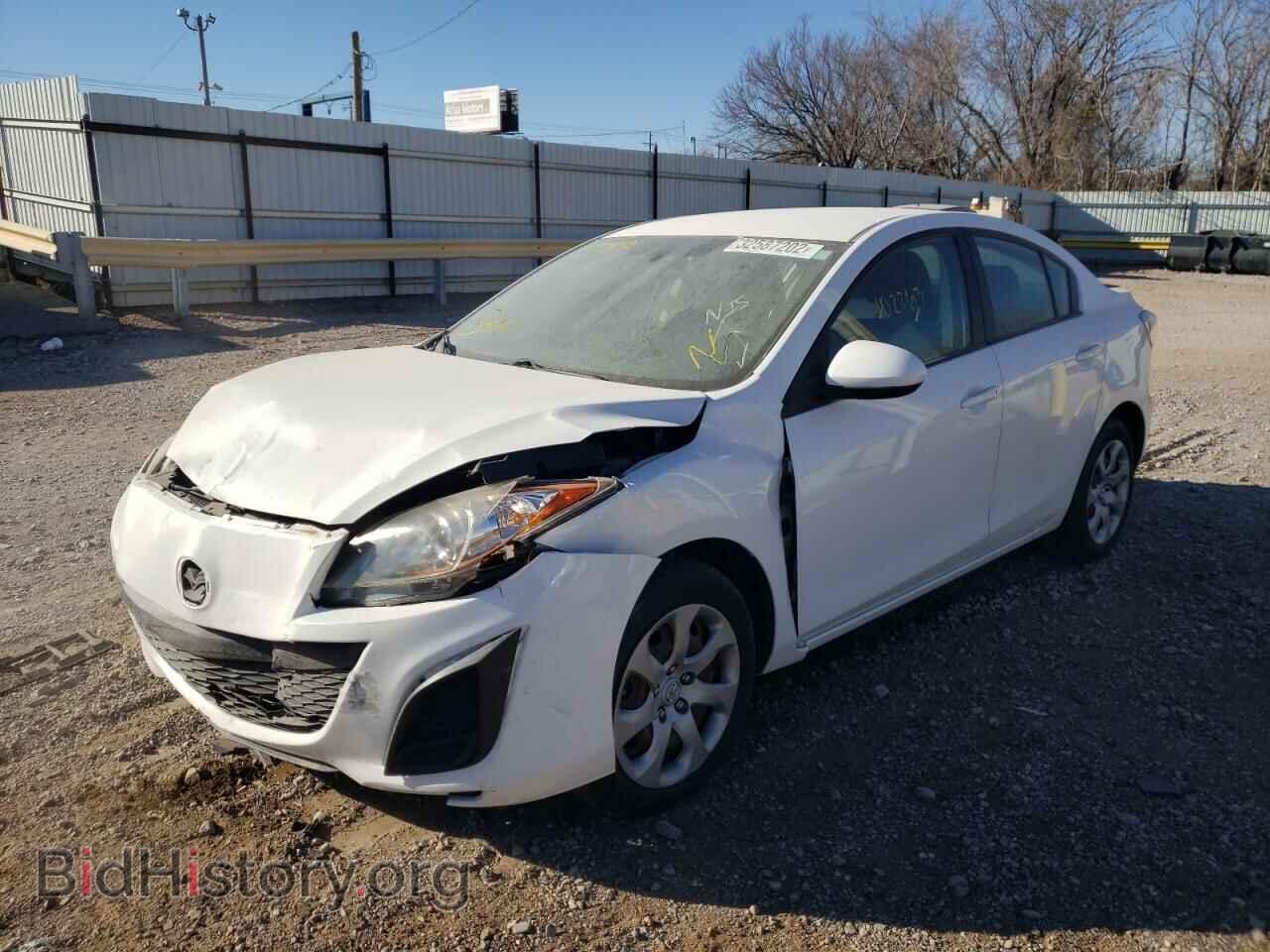 2011 MAZDA 3 - VIN: JM1BL1UF9B1367092 - Фото 2