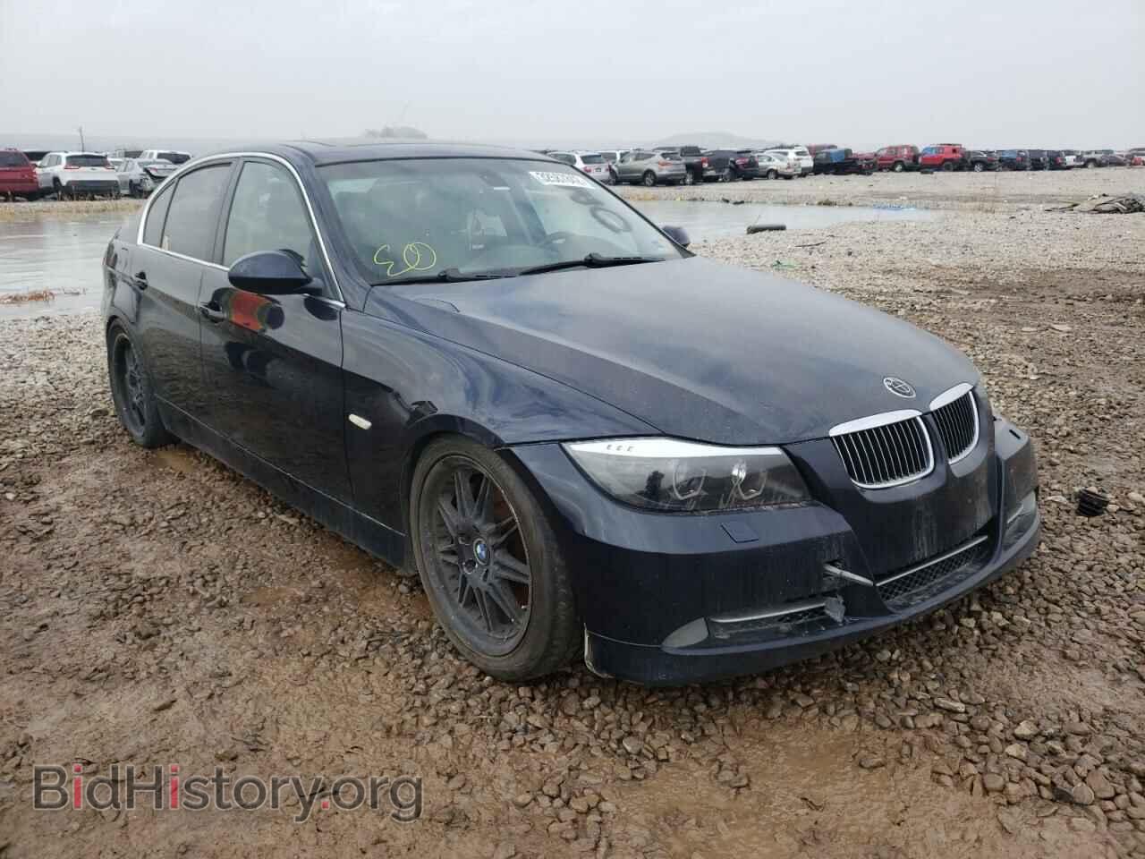Фотография WBAVB73558P102345 - BMW 3 SERIES 2008