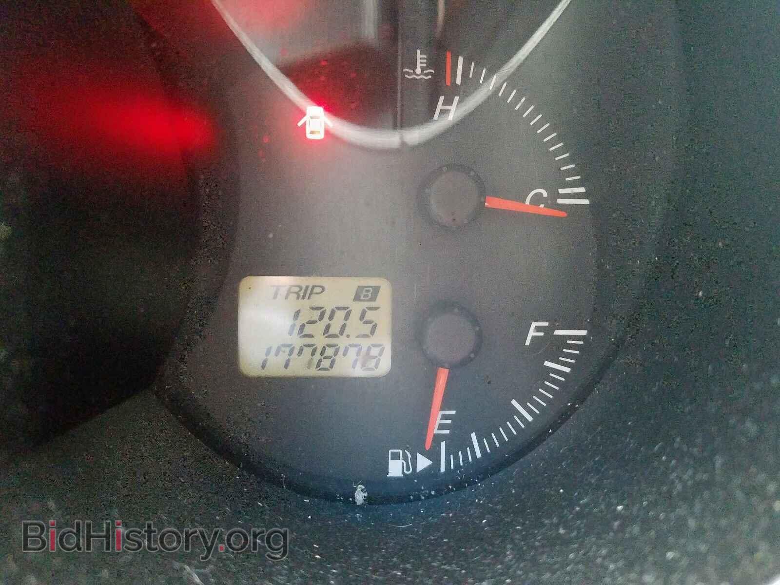 2006 MAZDA 3 - VIN: JM1BK12F061454438 - Фото 8