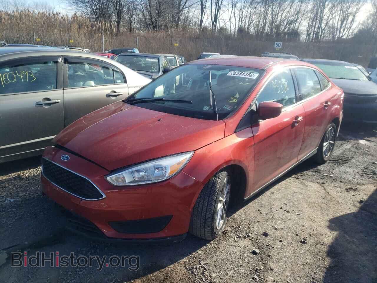 2018 FORD FOCUS - VIN: 1FADP3F24JL326820 - Фото 2