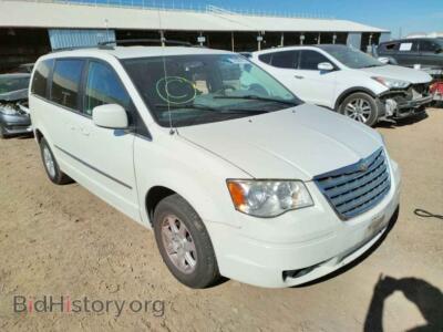 2010 Chrysler MINIVAN Town & COU, белый — VIN 2A4RR5D11AR270546, Copart