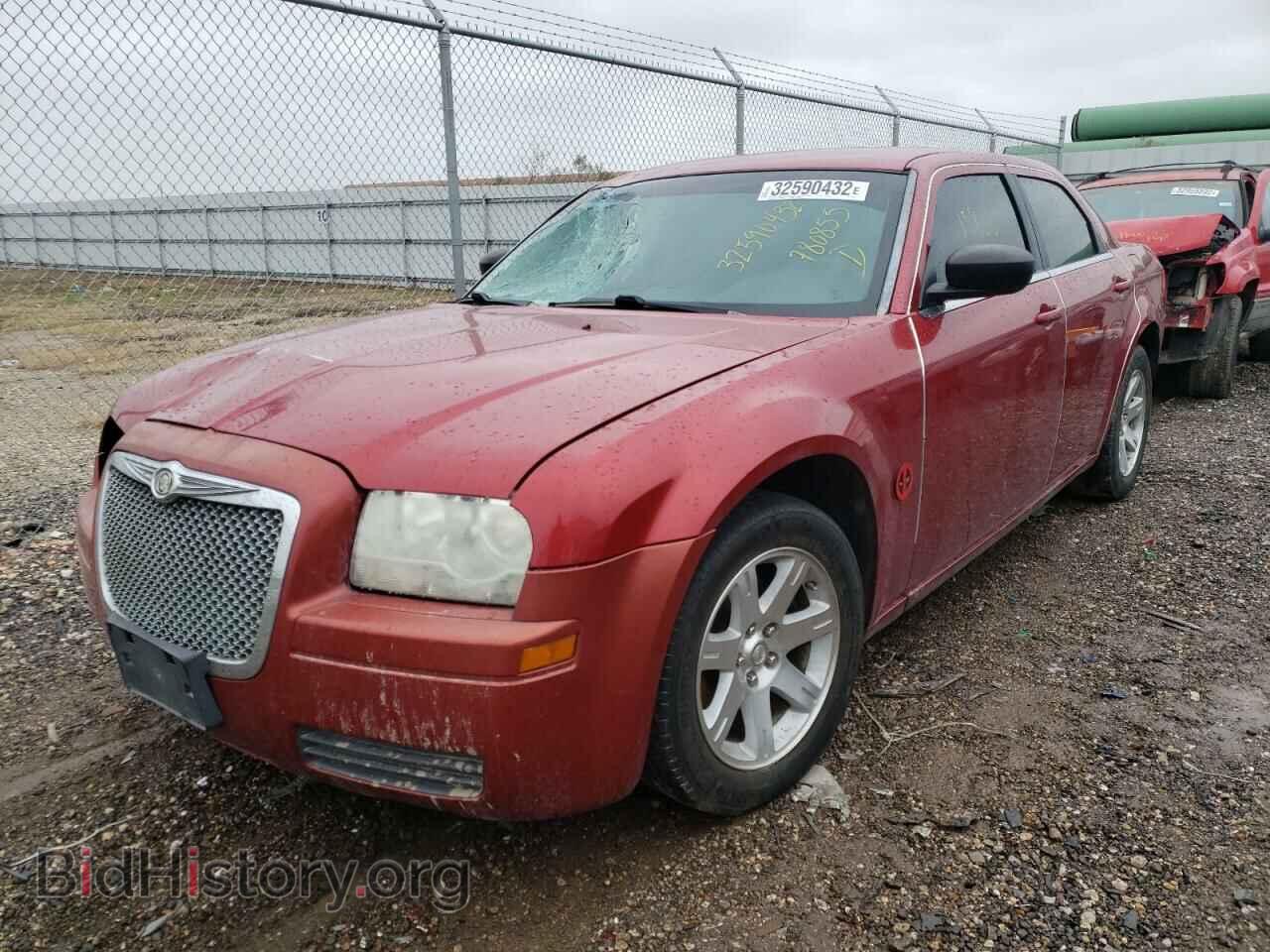 2007 CHRYSLER 300 - VIN: 2C3KA43R77H780855 - Фото 2