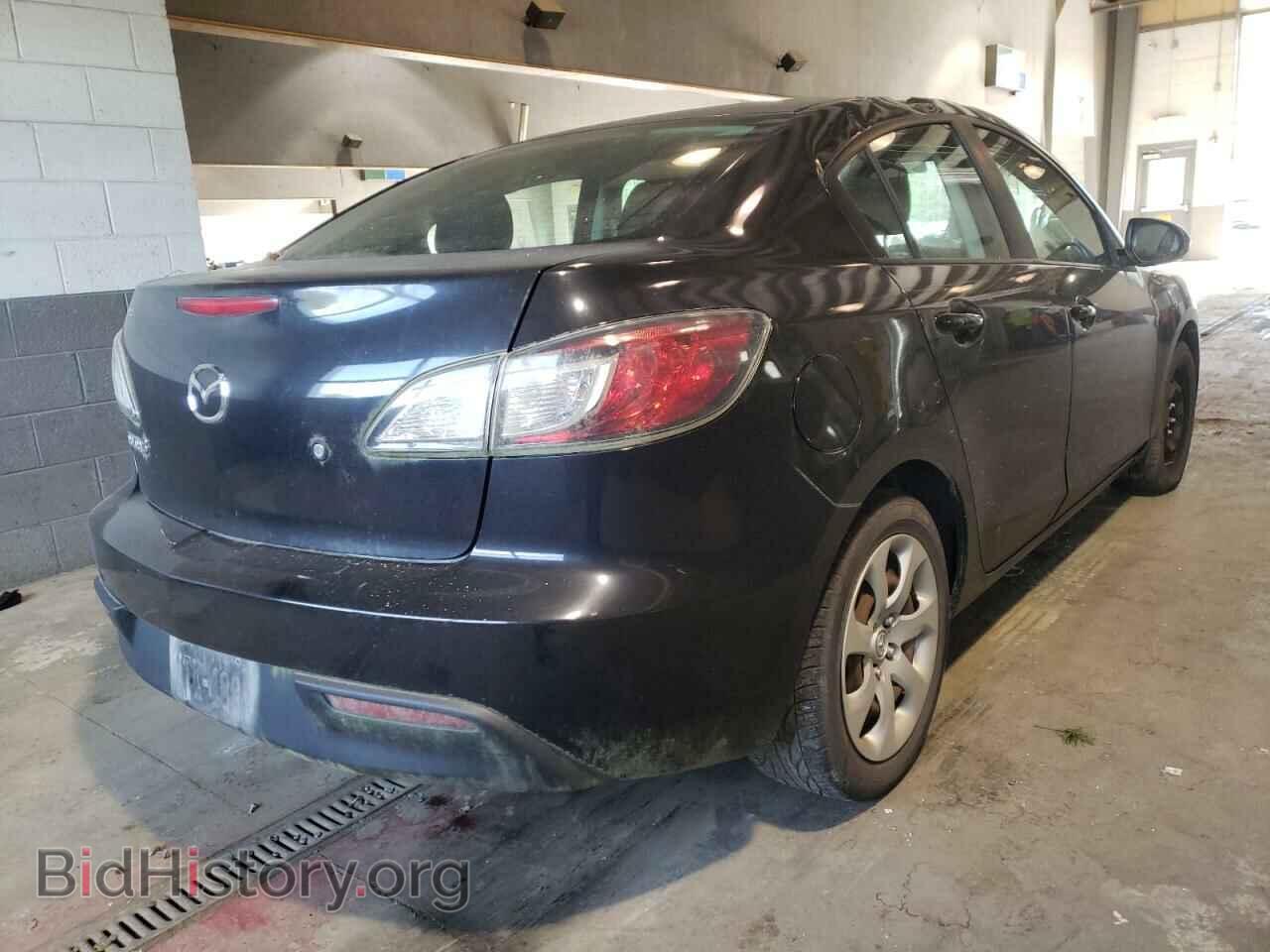 2011 MAZDA 3 - VIN: JM1BL1UF7B1437527 - Фото 4