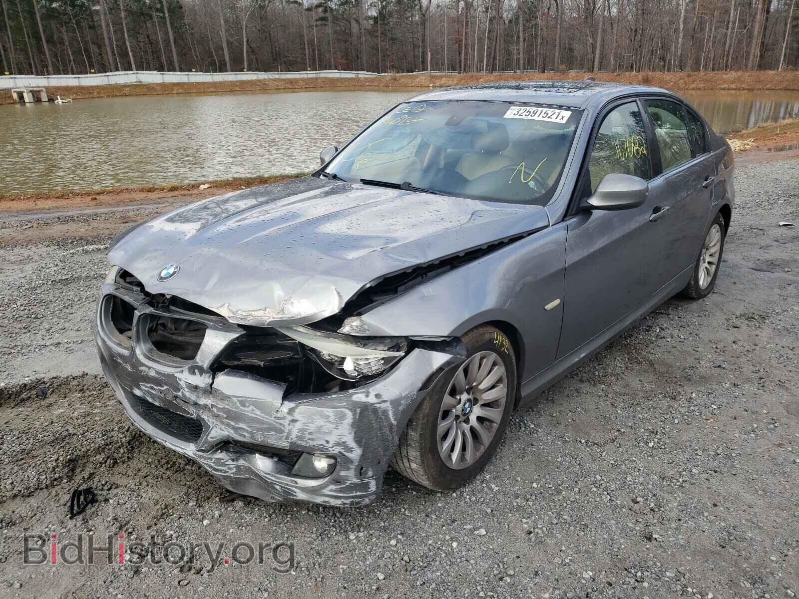 2009 BMW 3 SERIES - VIN: WBAPH73549A172396 - Фото 2