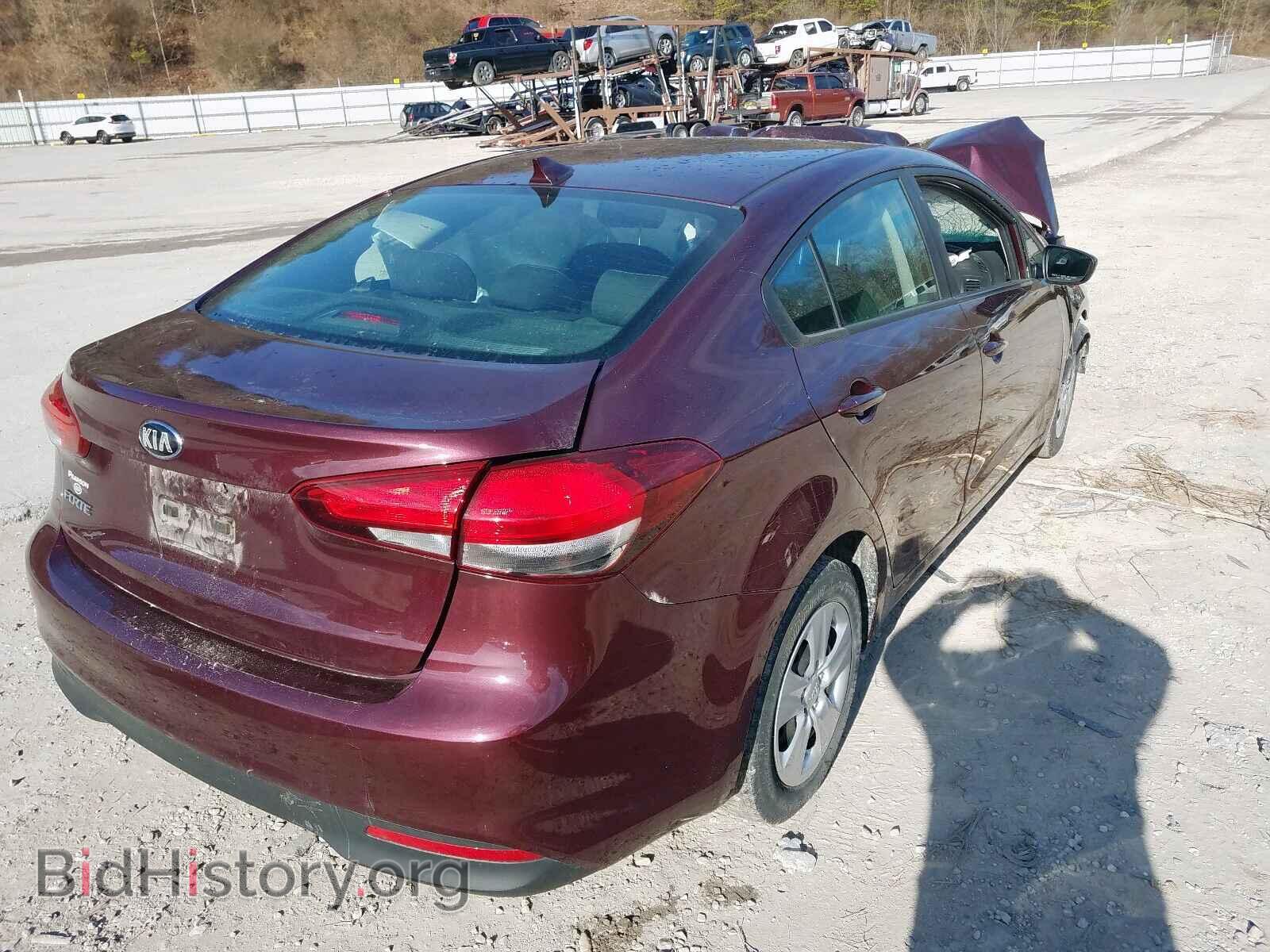 2017 KIA FORTE - VIN: 3KPFK4A71HE124837 - Фото 4