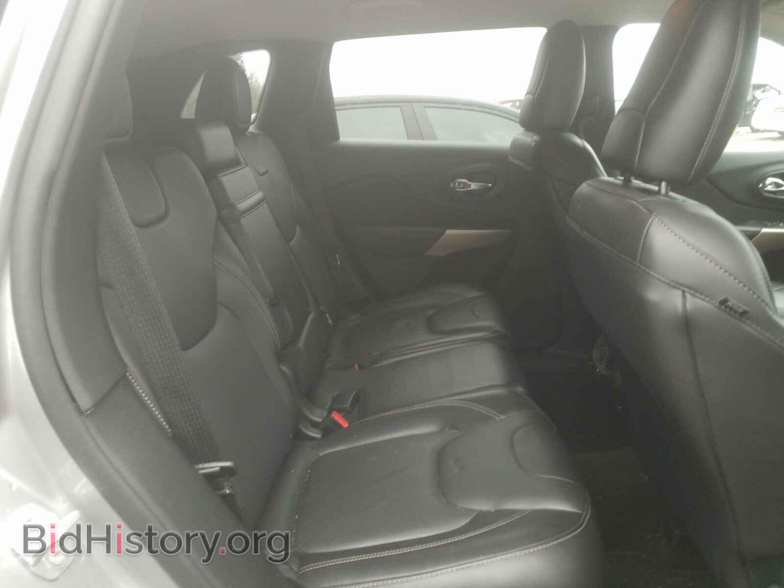 2018 JEEP CHEROKEE - VIN: 1C4PJLDB9JD563163 - Фото 6