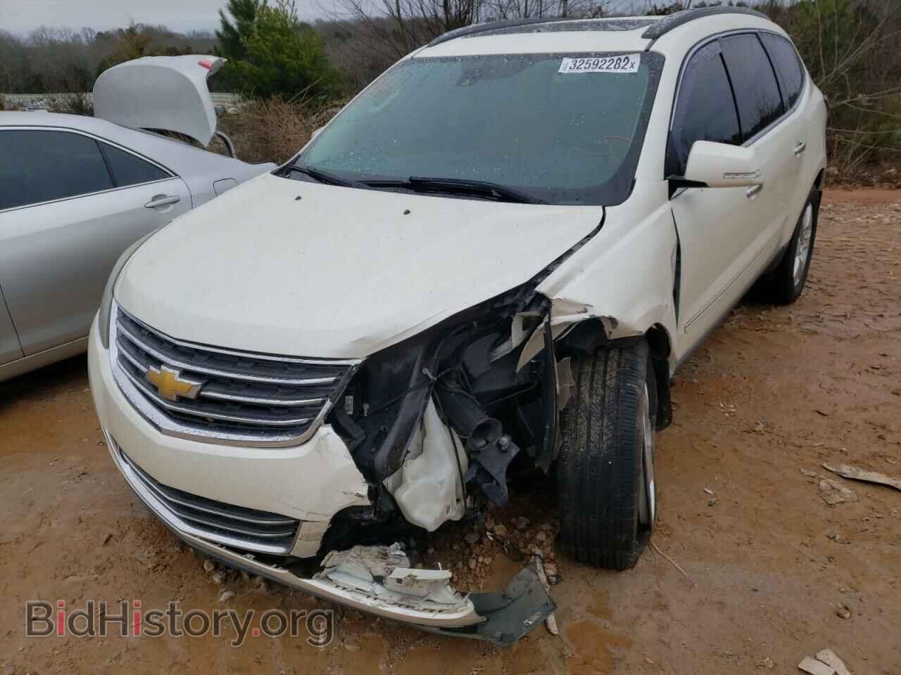 2014 CHEVROLET TRAVERSE - VIN: 1GNKVJKD4EJ180687 - Фото 2