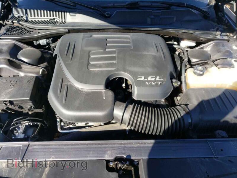 2019 Dodge CHALLENGER (VIN 2C3CDZAG7KH574843) — photo 7 of 10