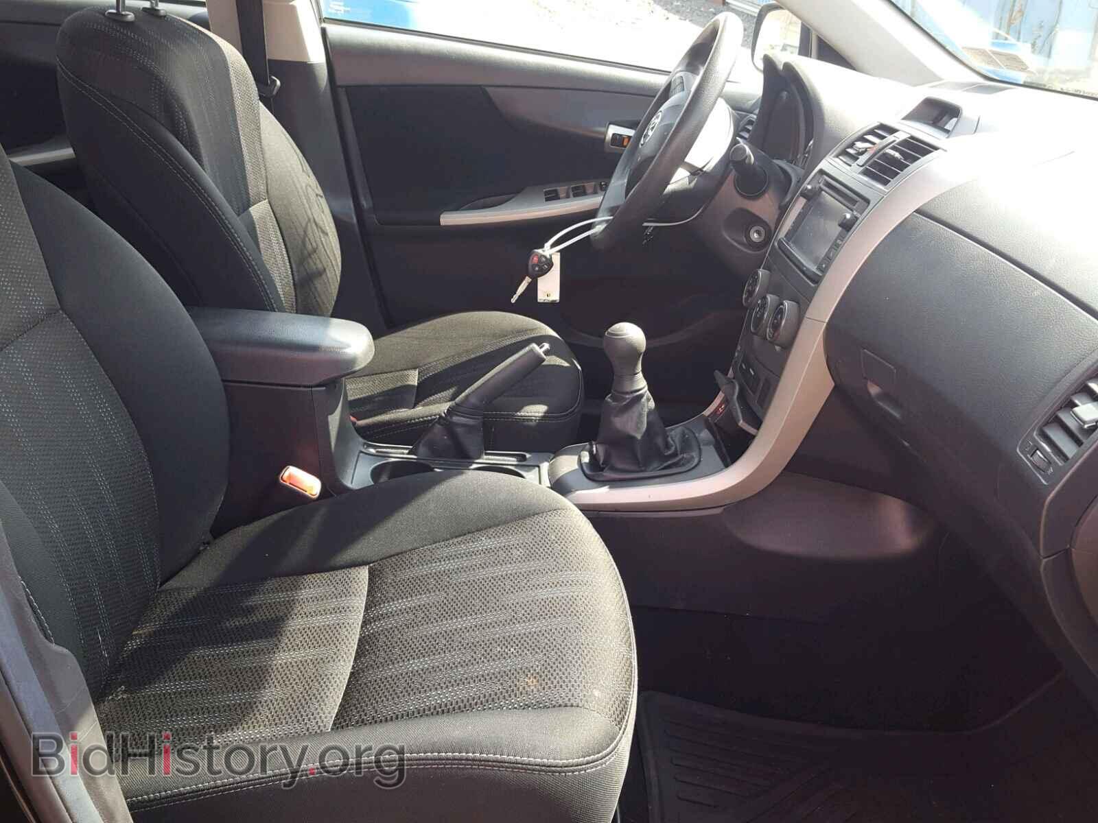 2013 TOYOTA COROLLA BA - VIN: 2T1BU4EE0DC042771 - Фото 5