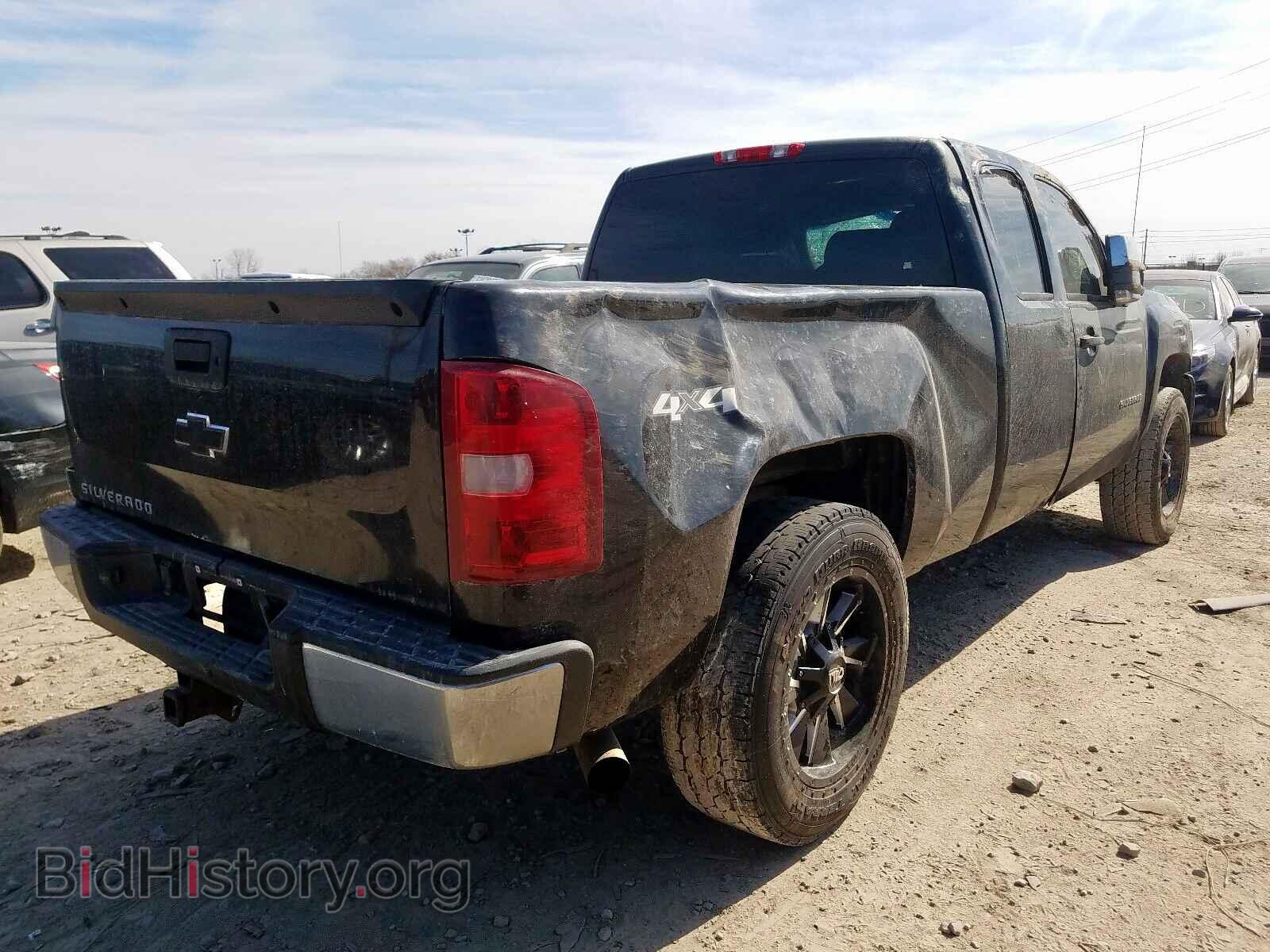 2010 CHEVROLET SILVERADO - VIN: 1GCSKSE38AZ117713 - Фото 4