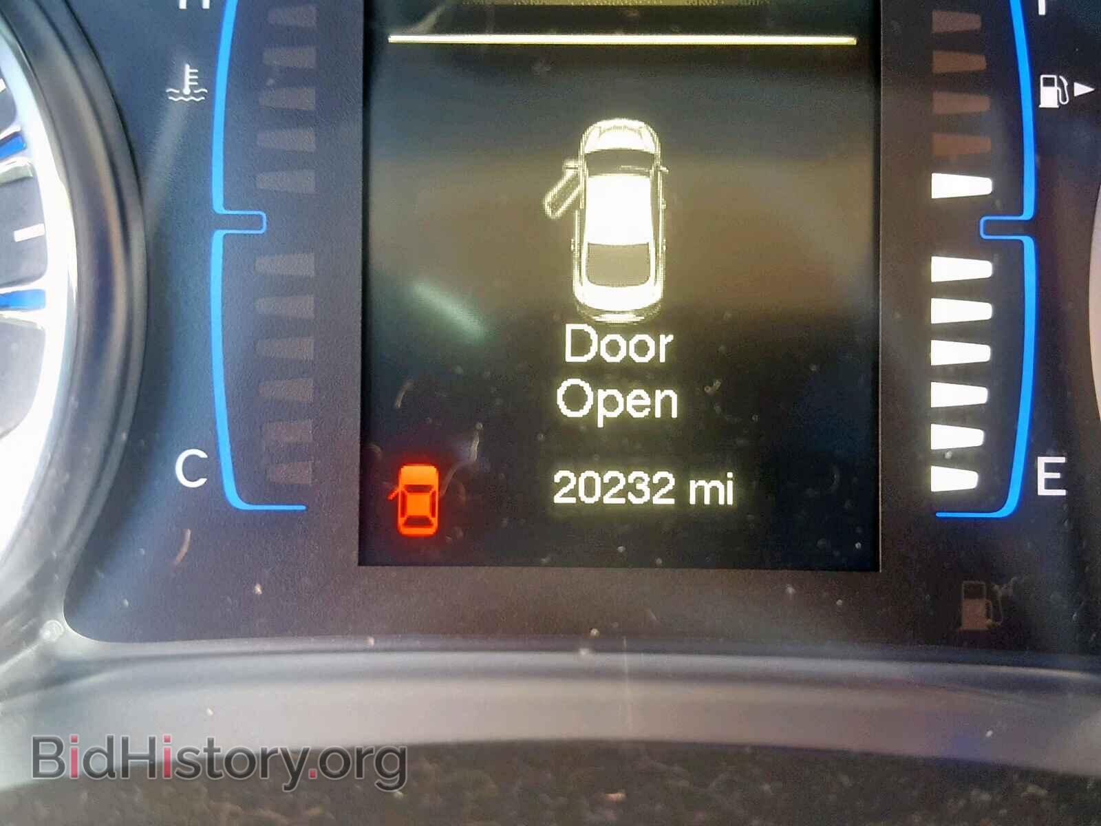 2017 CHRYSLER 200 - VIN: 1C3CCCFB4HN505296 - Фото 8