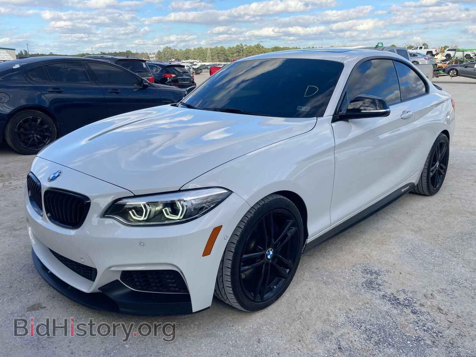 2018 BMW M2 - VIN: WBA2J5C54JVC07277 - Фото 2