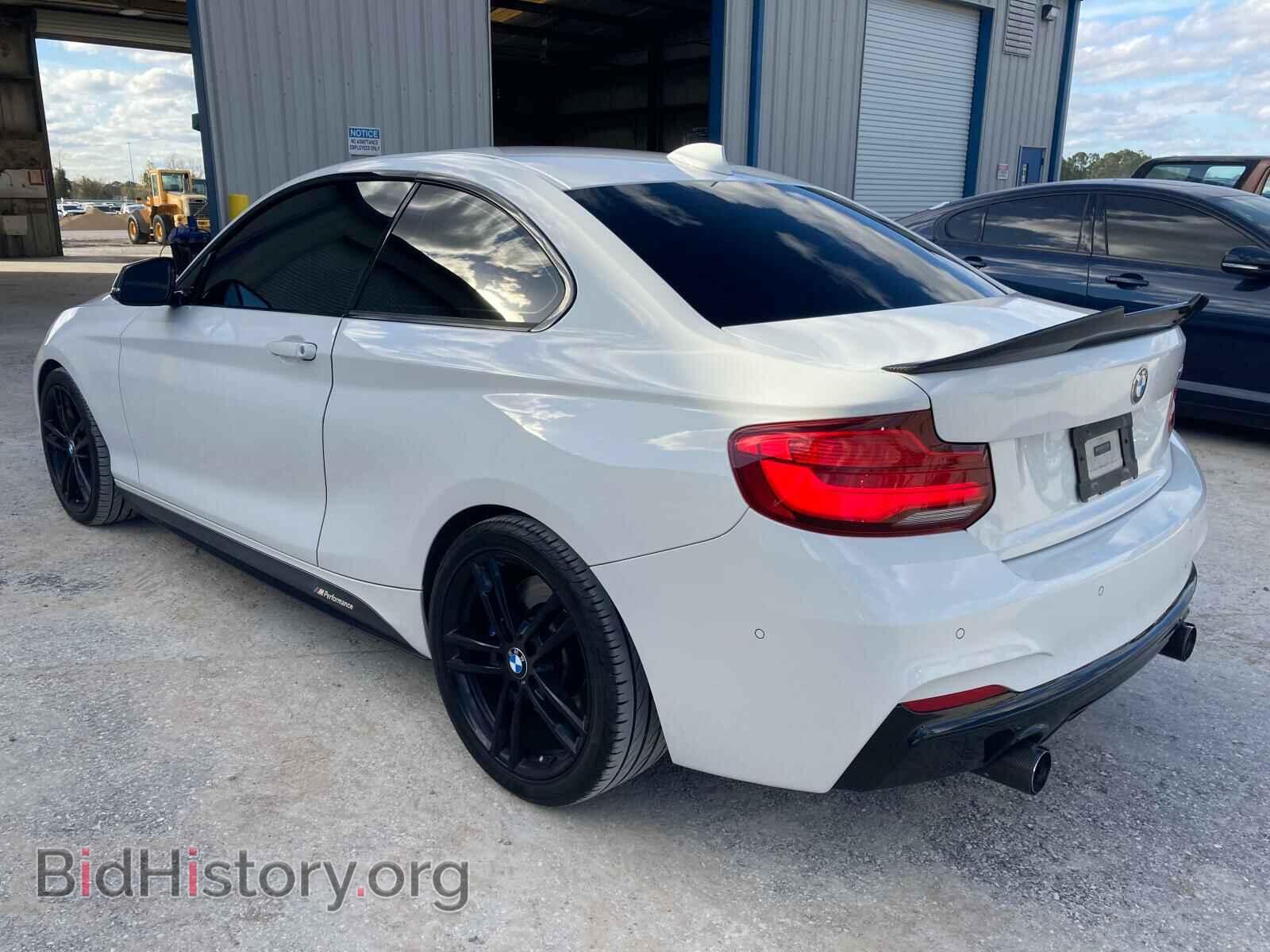 2018 BMW M2 - VIN: WBA2J5C54JVC07277 - Фото 3