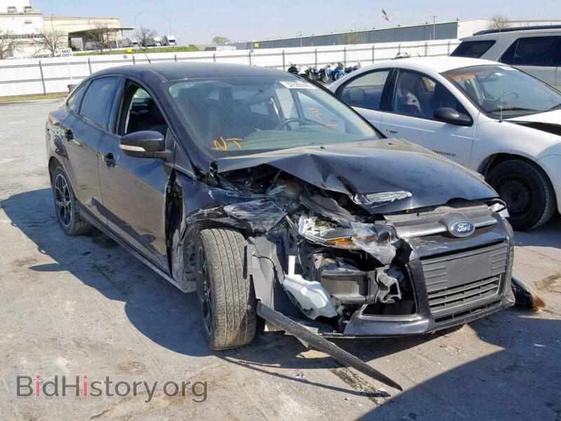 2013 Ford FOCUS SE (VIN 1FADP3F24DL226298) — фото 1 из 10, Copart, повреждение: передняя часть