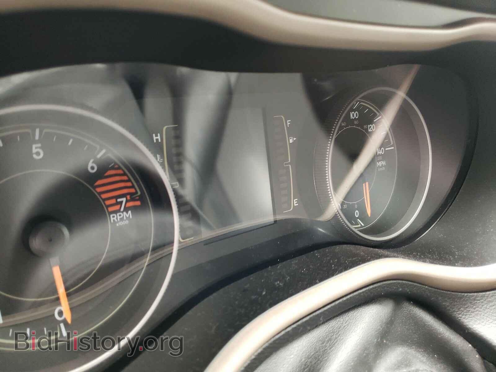 2018 JEEP CHEROKEE - VIN: 1C4PJLCB4JD615915 - Фото 8