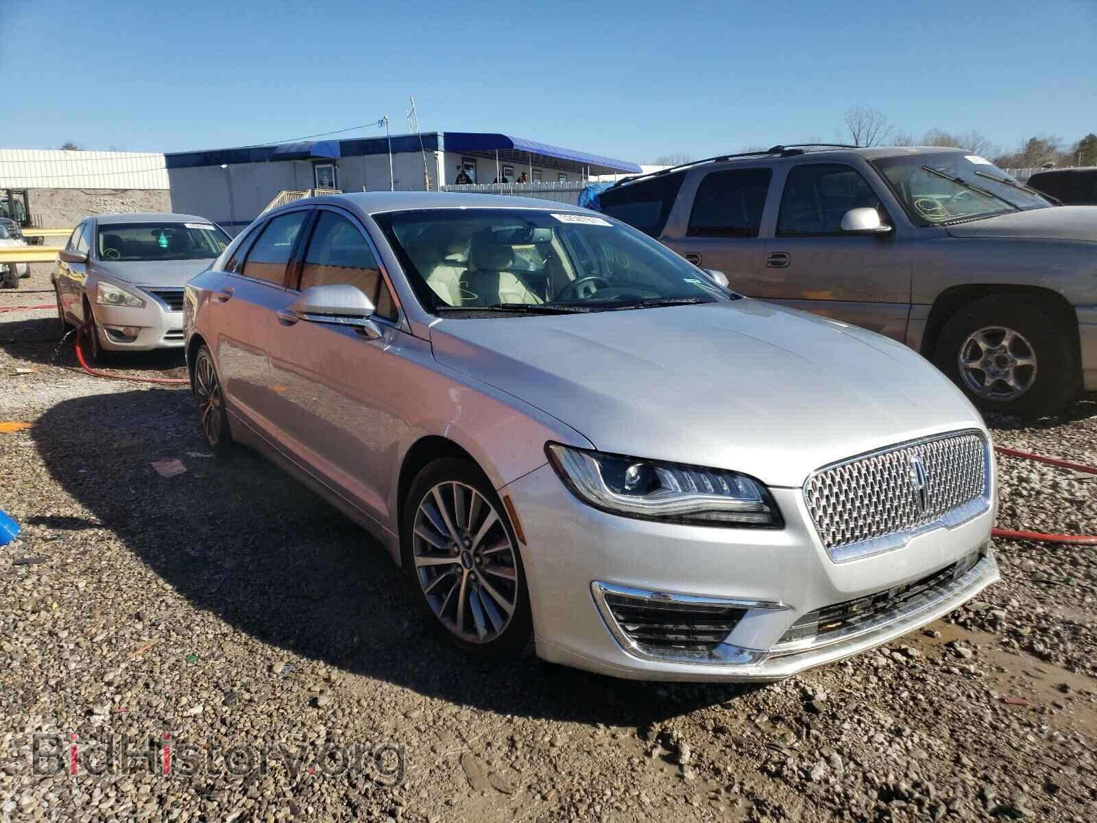 Фотография 3LN6L5LU4HR606499 - LINCOLN MKZ 2017
