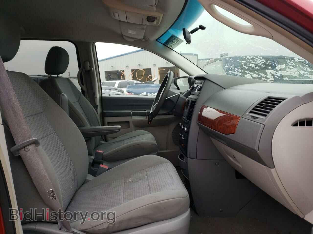 2008 CHRYSLER MINIVAN - VIN: 2A8HR44H78R620595 - Фото 5