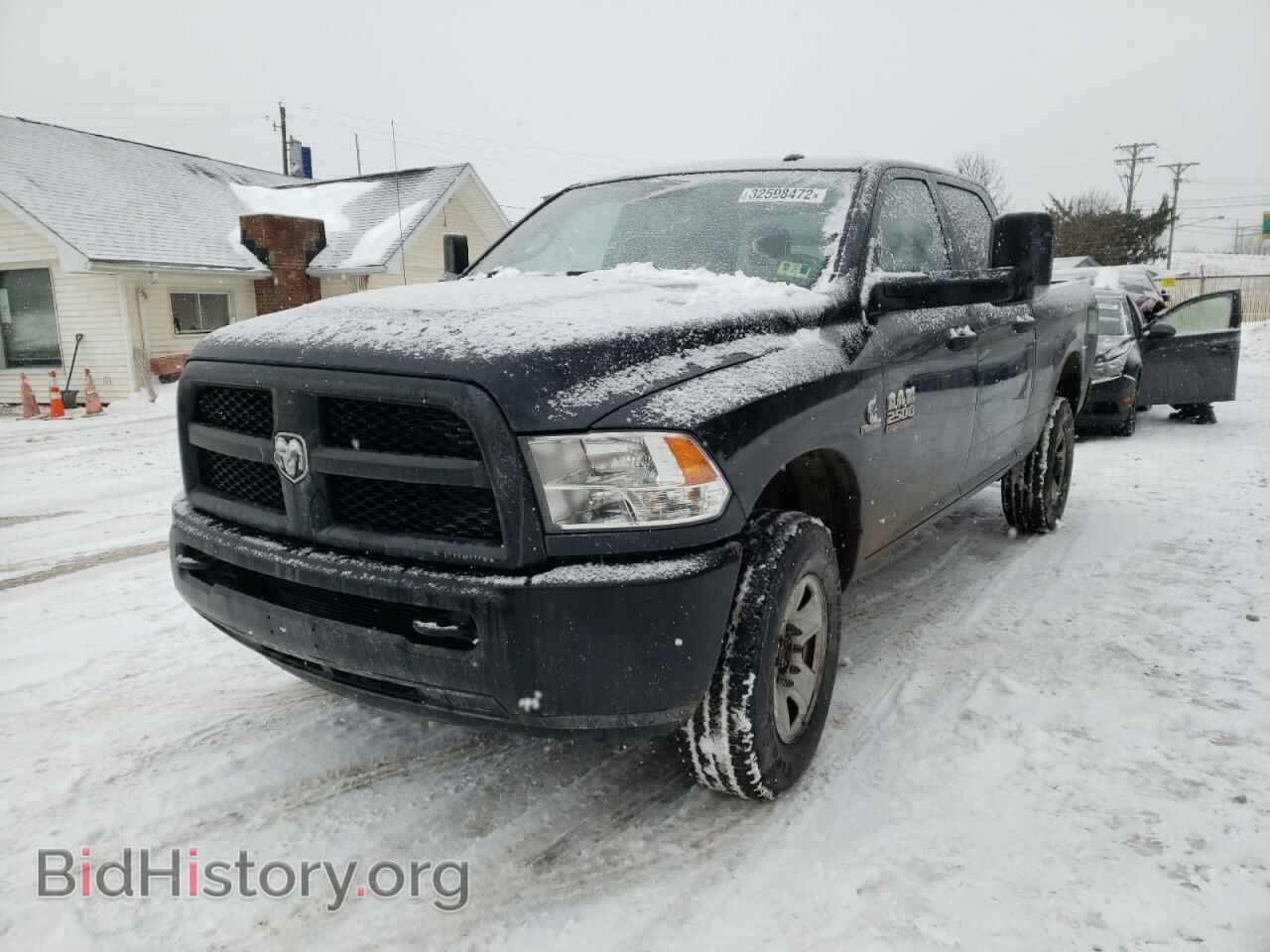 2018 RAM 2500 - VIN: 3C6UR5CL5JG358340 - Photo 2