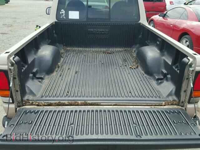 1998 MAZDA B2500 - VIN: 4F4YR12C1WTM01464 - Фото 6