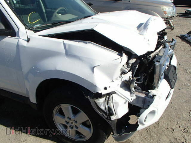 2011 FORD ESCAPE - VIN: 1FMCU0C71BKB53855 - Фото 10