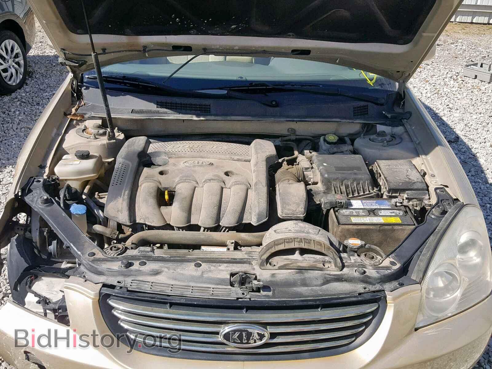 2007 KIA OPTIMA - VIN: KNAGE123775123804 - Фото 7