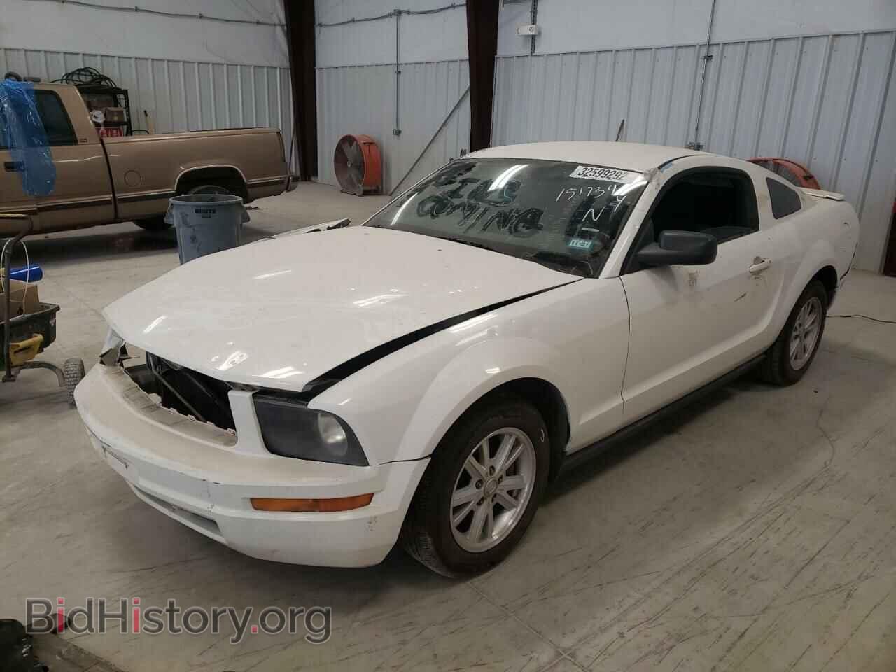 2007 FORD MUSTANG - VIN: 1ZVFT80N675354319 - Фото 2