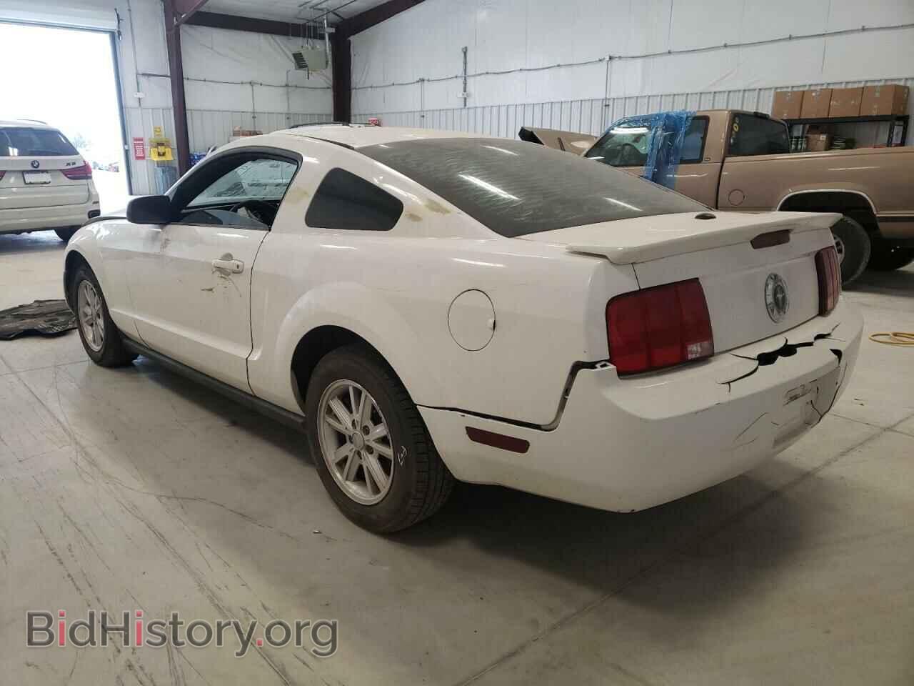 2007 FORD MUSTANG - VIN: 1ZVFT80N675354319 - Фото 3